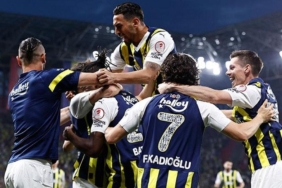fenerbahceye-geri-donuyor-kulube-bildirildi-6LWppmpS.jpg