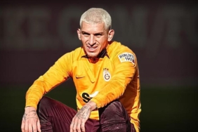 galatasaray-taraftarini-uzen-lucas-torreira-aciklamasi-ayrilik-sozleri-cok-istiyor-O3y5YDHY.jpg