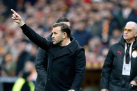 galatasarayda-okan-buruk-sistemi-bozmuyor-formasyon-belli-oldu-Cm9eurmS.jpg