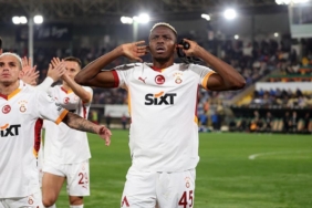 galatasarayda-victor-osimhen-ligdeki-gol-sayisini-17-yapti-fjnahZnH.jpg