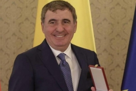 galatasarayin-efsane-futbolcusu-gheorghe-hagiye-buyuk-onur-sovalye-ilan-edildi-K5syZKh3.jpg