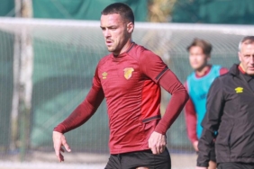 goztepe-trabzonspor-macinin-hazirliklarini-surdurdu-KH9CceFT.jpg