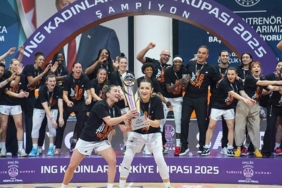 ing-kadinlar-turkiye-kupasinda-sampiyon-cbk-mersin-AzIwayX2.jpg