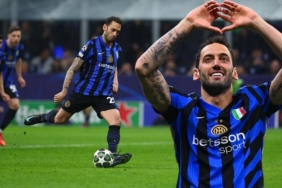 inter-feyenoord-mac-sonucu-2-1-hakan-calhanoglundan-sampiyonlar-liginde-tarihi-gol-UNtcxfGl.jpg