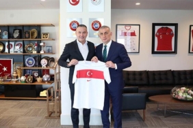 marijan-kusticten-tff-baskani-haciosmanogluna-ziyaret-WDPPRXFp.jpg