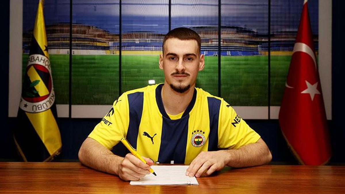 ongjen-mimovicin-asisti-fenerbahce-taraftarlarini-heyecanlandirdi-NXnUmsrX.jpg