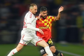 samsunspor-deplasmanda-903te-guldu-goztepe-samsunspor-maci-sonucu-2-2-DU7fMsPc.jpg