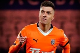 super-lig-devinden-krzysztof-piatek-bombasi-transfer-listesine-alindi-qv9iBfHP.jpg