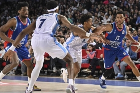 turk-telekom-anadolu-efes-mac-sonucu-90-100-ytE8Y3Rn.jpg