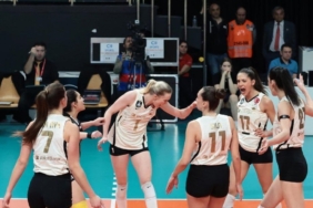 vakifbank-niluferi-rahat-gecti-UAZqJ4QG.jpeg