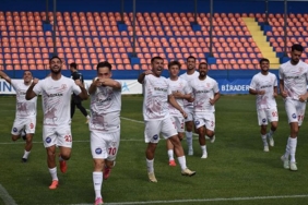 altinordu-play-offa-kalmayi-basardi-uPEUGPn5.jpg