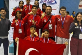 bakan-bak-okul-sporlarindaki-basarilar-yarinlarin-habercisidir-5qZalXbX.jpg