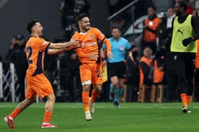 basaksehirden-bu-sezon-bir-ilk-LfqjFGmj.jpg