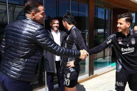 besiktas-antrenmaninda-bobo-surprizi-gfkj88Mb.jpg