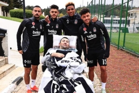 besiktas-taraftari-zafer-altinisikin-hayali-gercek-oldu-hBzj61Oc.jpg