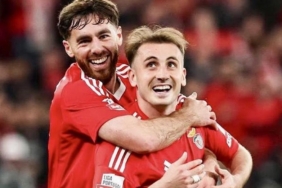 canli-porto-benfica-gozler-kerem-akturkoglu-ve-orkun-kokcude-KdBiDXAH.jpg