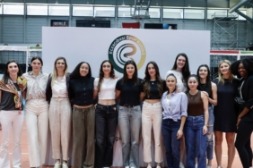 eczacibasi-dynavit-6-oyuncusuyla-vedalasti-cI2e33zI.jpeg