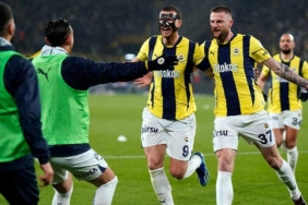 fenerbahce-9-yil-sonra-trabzonspora-4-gol-atti-juwZynZv.jpg