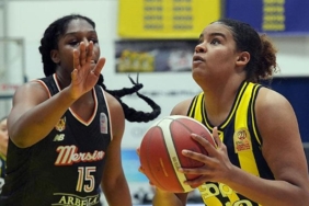fenerbahce-evinde-kazandi-seride-one-gecti-54BiZTdO.jpg