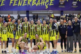 fenerbahce-opet-usk-praha-maci-ne-zaman-hangi-kanalda-saat-kacta-IQGLVnv6.jpg