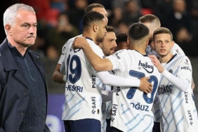 fenerbahcede-derbi-oncesi-buyuk-bilmece-jose-mourinho-cozum-ariyor-ZKdC183O.jpg