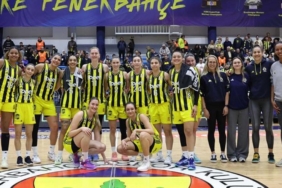 fenerbahceden-besiktasa-tarihi-fark-fenerbahce-opet-besiktas-boa-maci-sonucu-91-42-CRO9a6n4.jpg