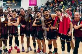 galatasaray-deplasmanda-farka-kostu-seride-one-gecti-yi7rbgKv.jpg