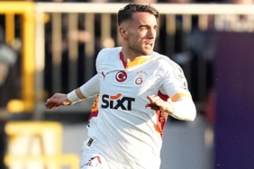 galatasarayda-yunus-akgun-belirsizligi-premier-ligden-iki-talip-KfXYG7J1.jpg