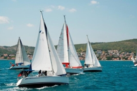 genc-yelkenciler-26-27-nisan-tarihlerinde-urlada-bulusacak-6mBzO1lf.jpg