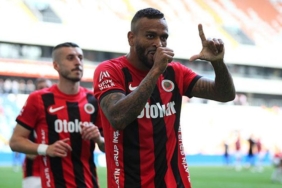 genclerbirligi-deplasmanda-gol-oldu-yagdi-adanaspor-genclerbirligi-mac-sonucu-0-5-Fv3Et5xO.jpg