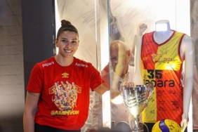 goztepe-voleybol-cerenle-sozlesme-uzatti-Hlr1zkO2.jpg