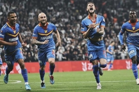 goztepe-zorlu-konya-deplasmaninda-3-puan-ariyor-hiSznRWx.jpg