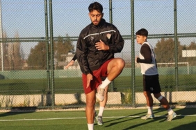 hataysporun-gencleri-umutlu-forma-bekliyoruz-XYXBKPv7.jpg