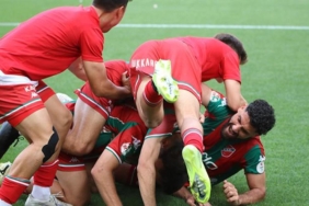 karsiyaka-bursasporu-yendi-play-off-final-biletini-kapti-ozet-karsiyaka-bursaspor-mac-sonucu2-0-bpJtOzES.jpg