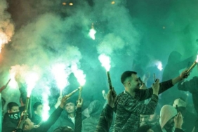 kocaelispor-cifte-bayram-yasiyor-jlVbFuSd.jpg