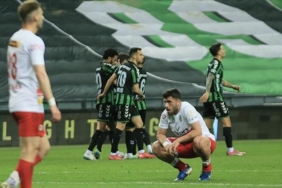 kocaelispor-yeni-malatyaspor-mac-sonucu-7-1-hLqVntF5.jpg