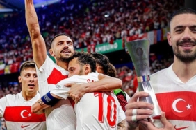 merih-demiral-bir-ilki-basardi-tarihe-gecti-U2yZxxhy.jpg