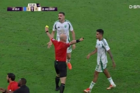 merih-demiral-gerildi-jorge-jesus-yatistirdi-AqmwtVEy.jpg