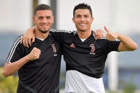 merih-demiraldan-cristiano-ronaldo-itirafi-sadece-buyuk-bir-futbolcu-degil-JQThwmPQ.jpg