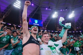 merih-demiralin-takimi-al-ahli-asya-sampiyonlar-liginde-finalde-jorge-jesusa-buyuk-sok-4UhlVJet.jpg