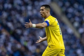 ronaldoya-surpriz-takim-onerisi-4lig-takimi-alabilir-v943zqXe.jpg