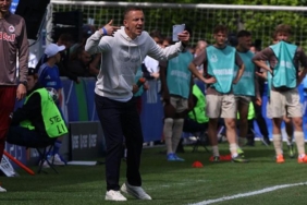 salzburgdan-trabzonspor-maci-sonrasi-turk-futbolu-itirafi-1RDyLlew.jpg