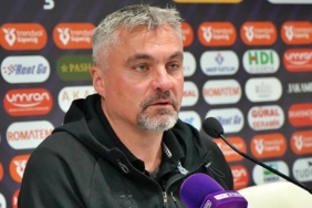samsunspor-teknik-direktoru-thomas-reistan-galatasaray-maci-oncesi-sakatlik-aciklamasi-K7utXwqr.jpg