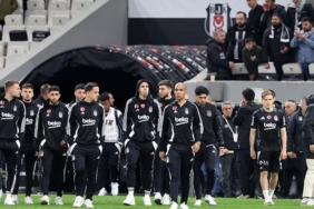 solskjaer-ve-besiktasli-futbolcular-taraftardan-ozur-diledi-4K8Y3GQt.jpg