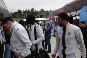 trabzonspor-kafilesi-fenerbahce-maci-icin-istanbula-gitti-Nc7sWCJU.jpg