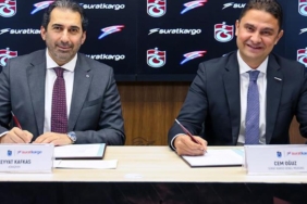 trabzonspora-yeni-sponsor-imzalar-atildi-nmRtwp1e.jpg