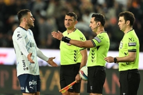 trioda-gaziantep-fk-fenerbahce-macinin-tartismali-pozisyonlari-degerlendirildi-hakemlik-yapmayin-kardesim-DvZr66UX.jpg