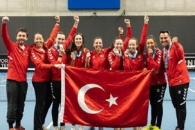 turkiye-a-milli-kadin-tenis-takimindan-buyuk-basari-SQ3kDcXH.jpg