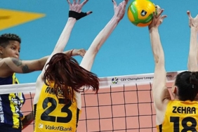 vakifbank-fenerbahce-medicana-maci-ne-zaman-saat-kacta-hangi-kanalda-ZRRlWsKL.jpg