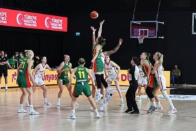 a-milli-kadin-basketbol-takimi-litvanyayi-yendi-73-68-VAD2cM3Y.jpg